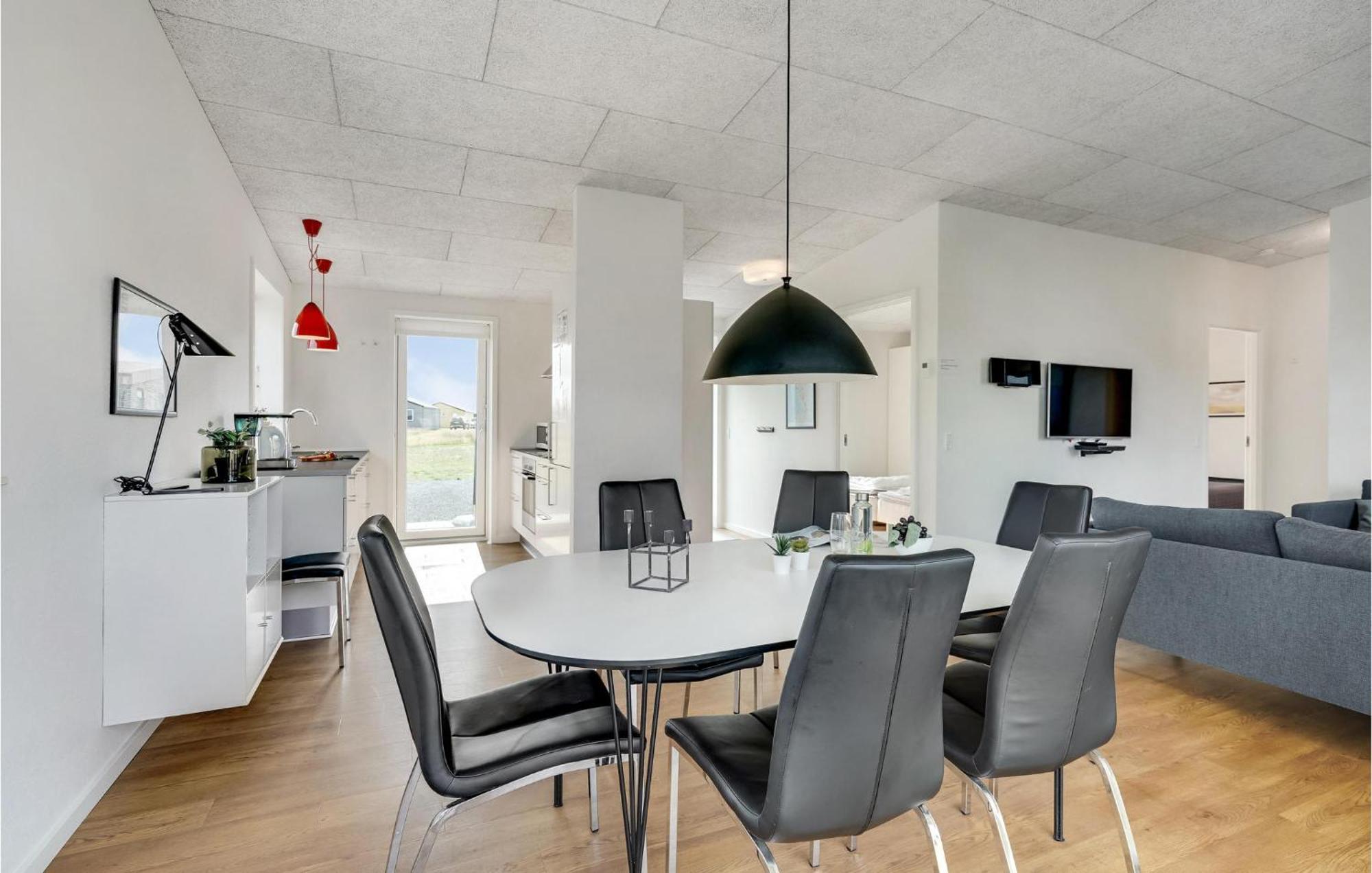 Gorgeous Home In Ringkobing With House A Panoramic View Søndervig 외부 사진